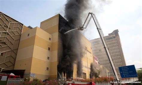 mid valley megamall fire|Fire breaks out at Kuala Lumpur's Mid Valley Megamall, no  .